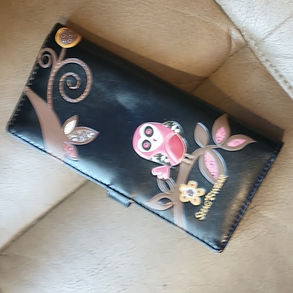 Shag Wear Canada Handbags - Shag Wear Canada Gorgeous Leather Owl Wallet